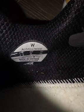 Altra Women's Black Running Shoe- Size 8W